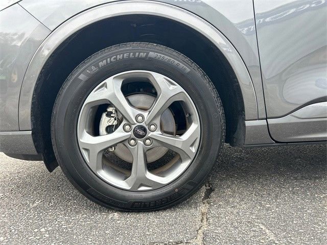 Used 2024 Ford Escape ST-Line image 10