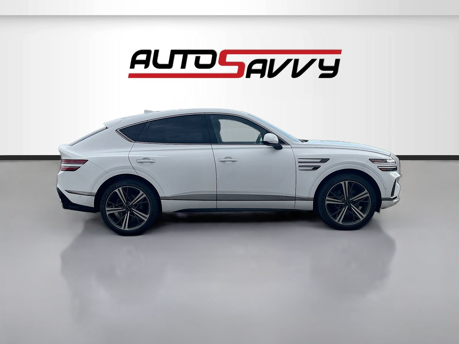Used 2025 Genesis GV80 3.5T e-SC AWD/4WD image 8