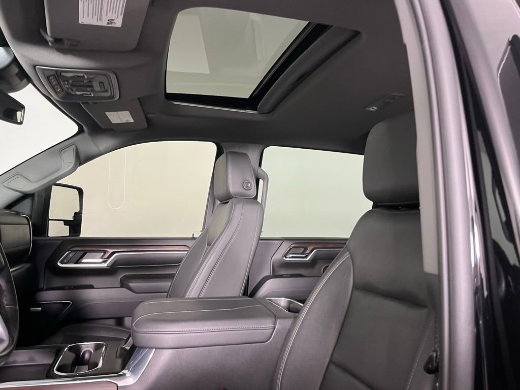 Used 2024 GMC Sierra 2500 SLT w/ SLT Premium Package image 24