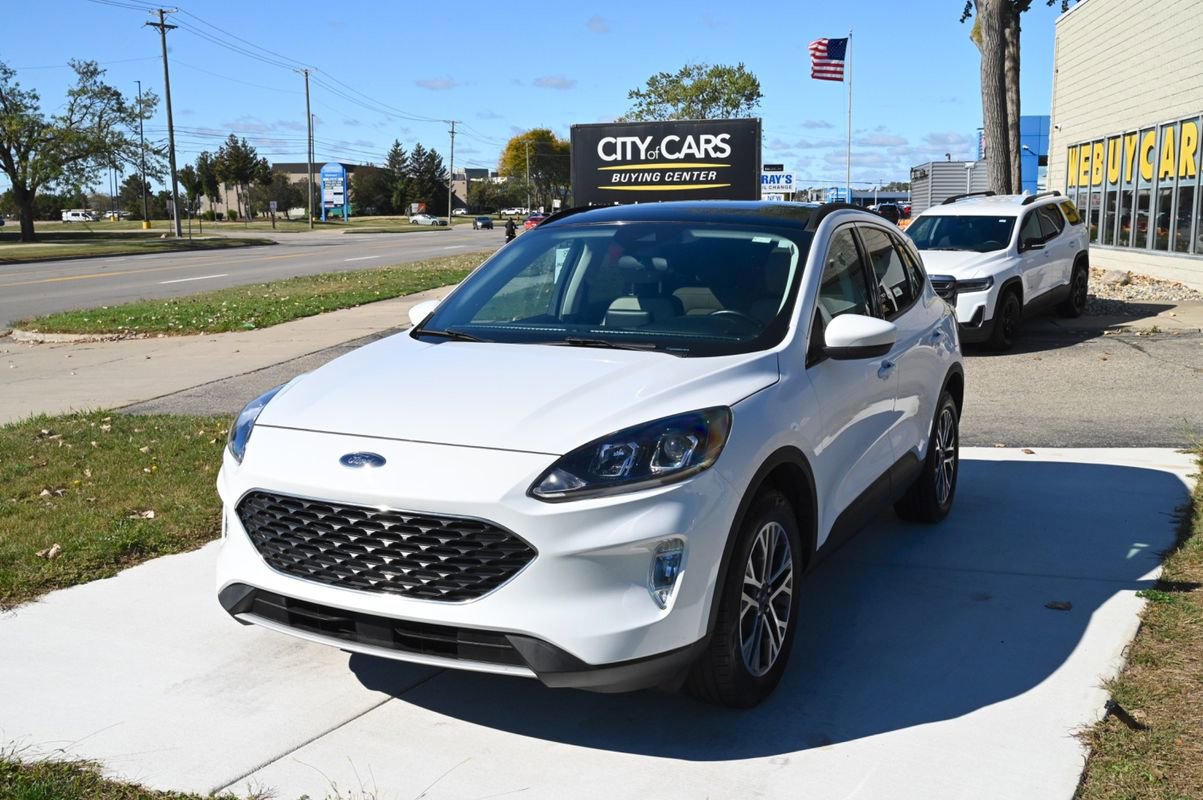 Used 2021 Ford Escape SEL w/ Technology Package