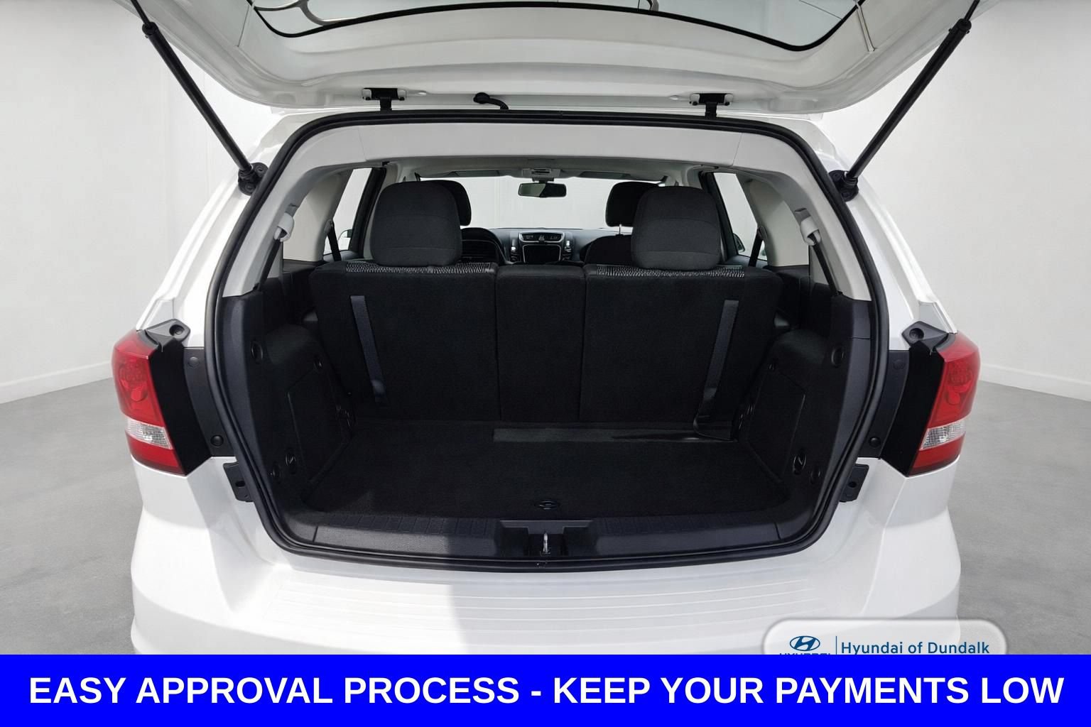 Used 2019 Dodge Journey SE FWD image 19