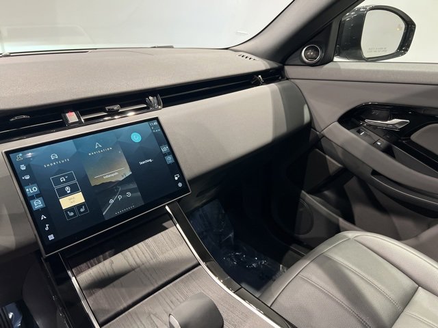 Used 2025 Land Rover Range Rover Evoque S image 21