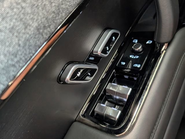 Used 2024 Land Rover Range Rover Sport Dynamic SE image 39