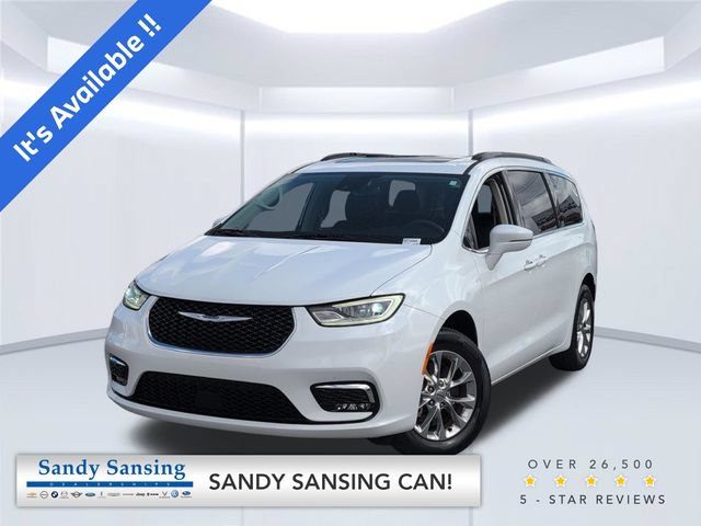 Used 2022 Chrysler Pacifica Touring-L AWD/4WD image 1