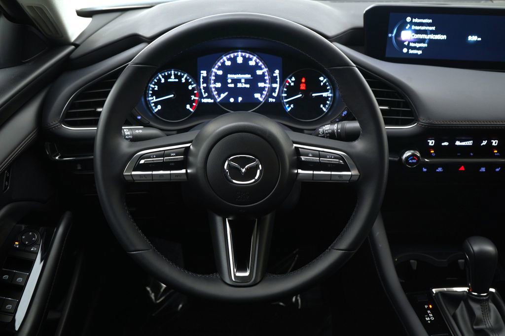 Used 2022 MAZDA MAZDA3 s FWD image 9