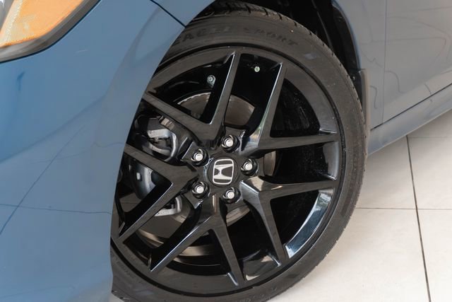 Used 2025 Honda Civic Sport image 2