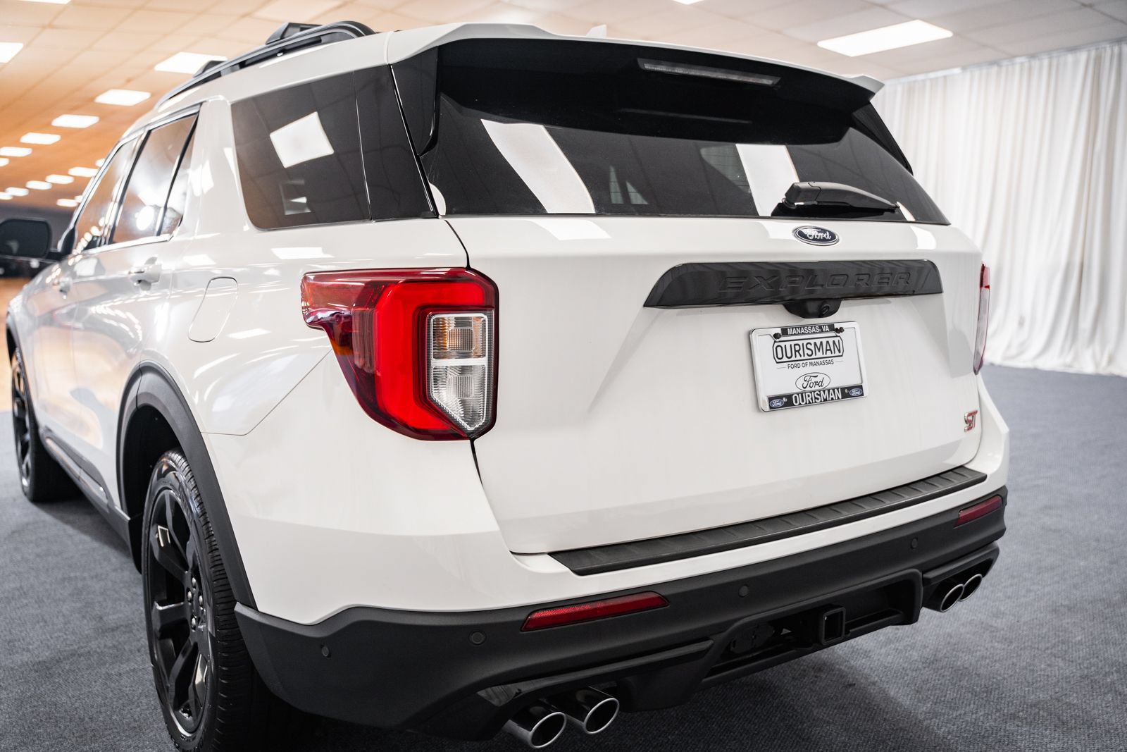 Used 2022 Ford Explorer ST w/ Equipment Group 401A AWD/4WD image 5