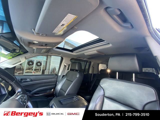 Used 2020 Chevrolet Suburban LT image 20