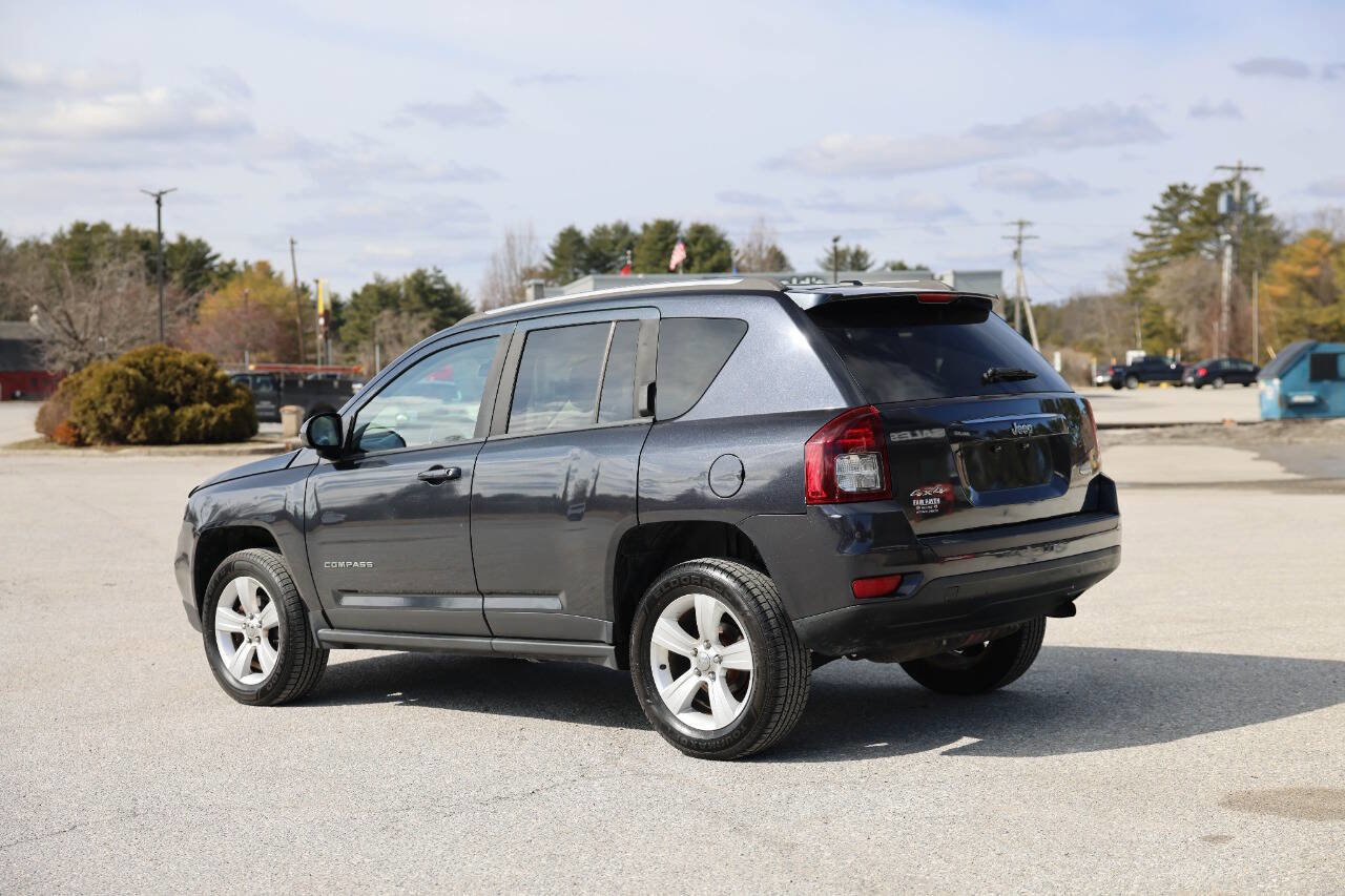 Used 2014 Jeep Compass Latitude w/ Sun/Sound Group image 3
