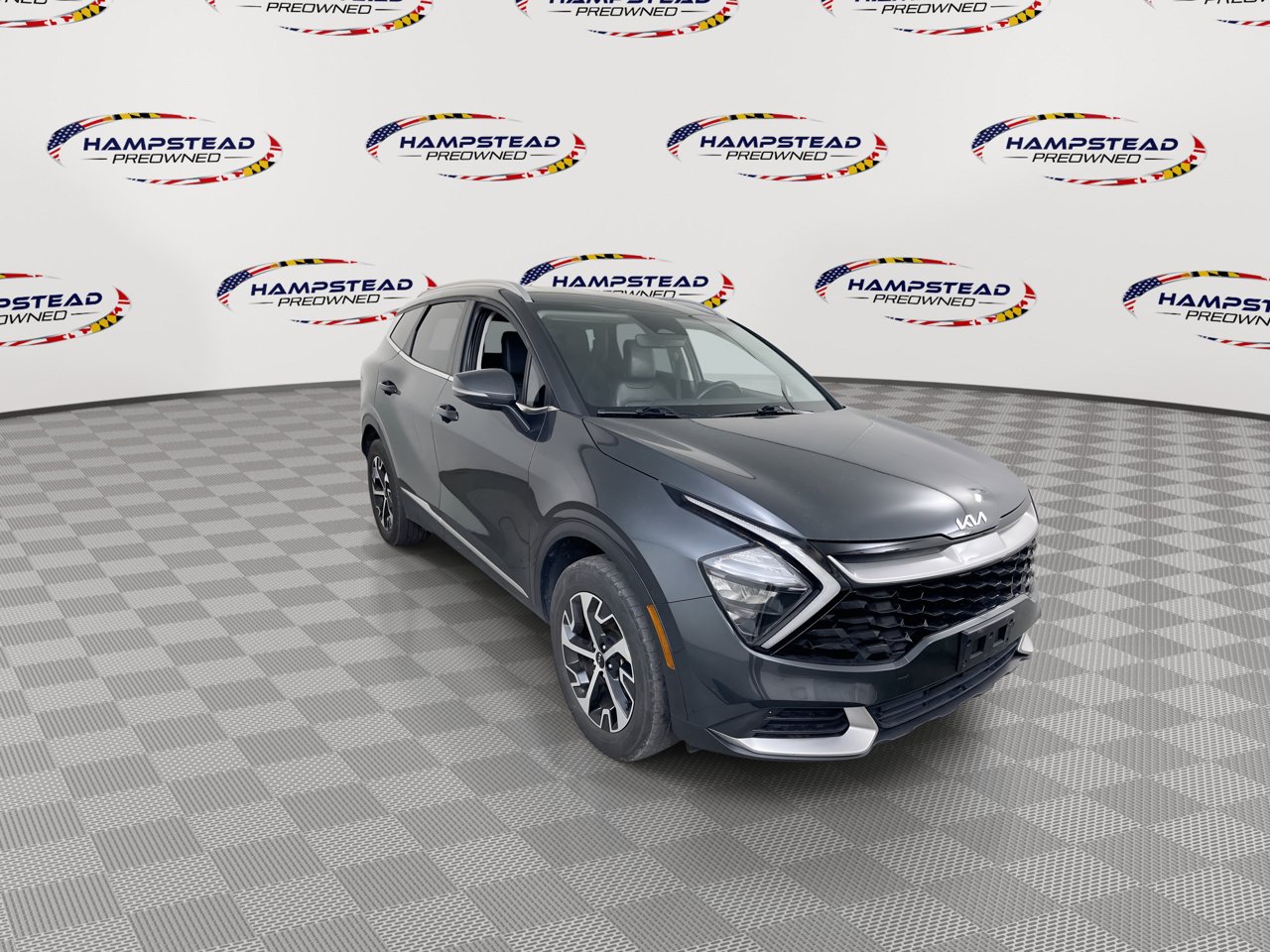 Used 2023 Kia Sportage EX AWD/4WD image 2