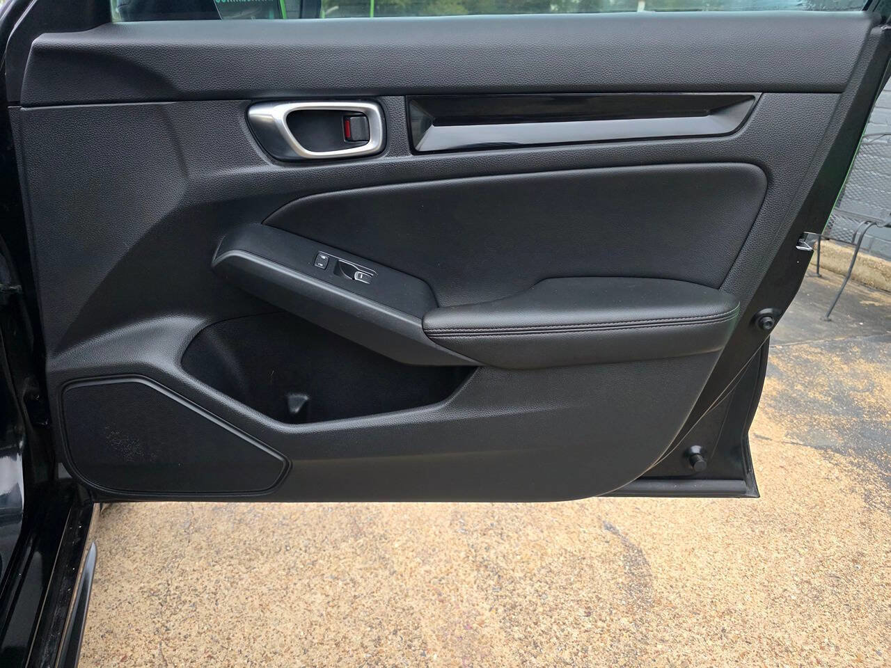 Used 2024 Honda Civic EX-L image 29