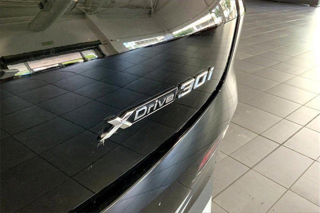 Used 2023 BMW X4 xDrive30i w/ Convenience Package image 8