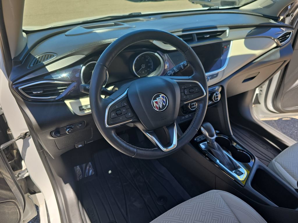 Used 2020 Buick Encore GX Essence w/ Experience Buick Package AWD/4WD image 16
