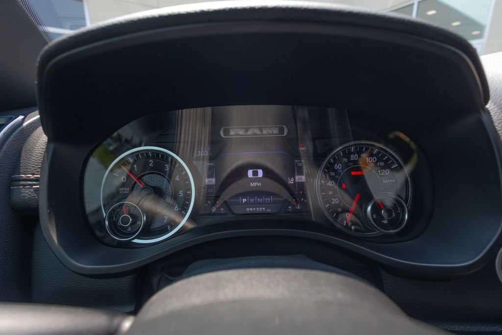 Used 2019 RAM 1500 Laramie AWD/4WD image 27
