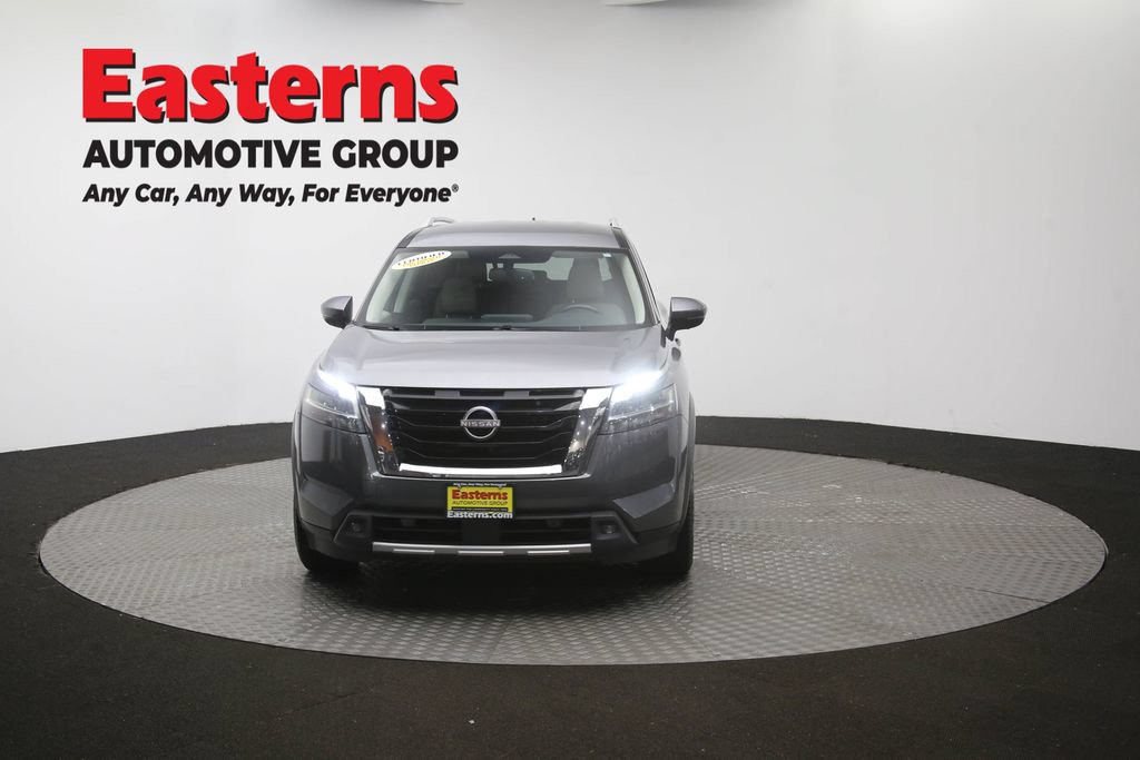 Used 2022 Nissan Pathfinder SL AWD/4WD image 53