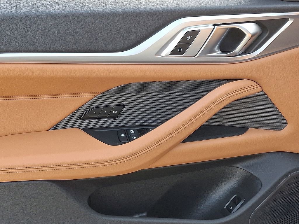 Used 2025 BMW i4 xDrive40i w/ Premium Package image 12