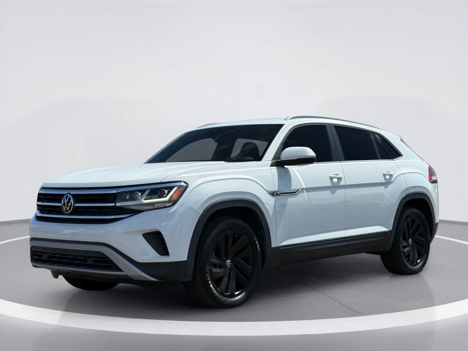 Used 2021 Volkswagen Atlas Cross Sport SE FWD image 2