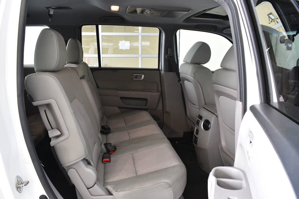 Used 2015 Honda Pilot SE image 28