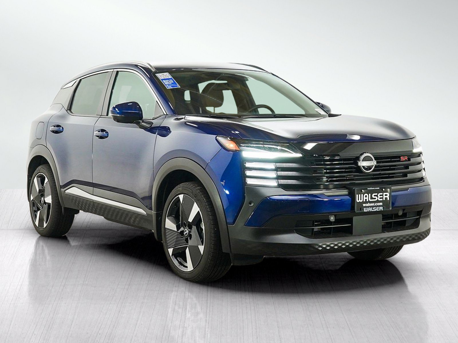 Used 2025 Nissan Kicks SR AWD/4WD image 8