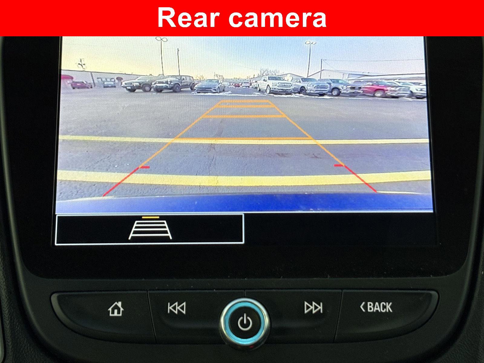 Used 2024 Chevrolet Malibu LT image 3