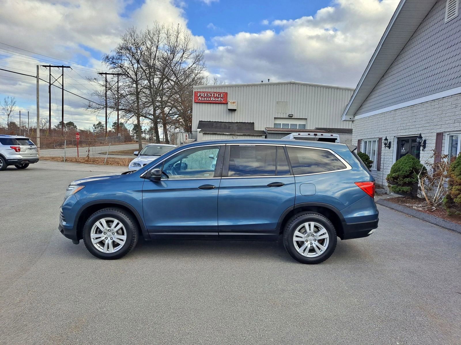 Used 2016 Honda Pilot LX image 5
