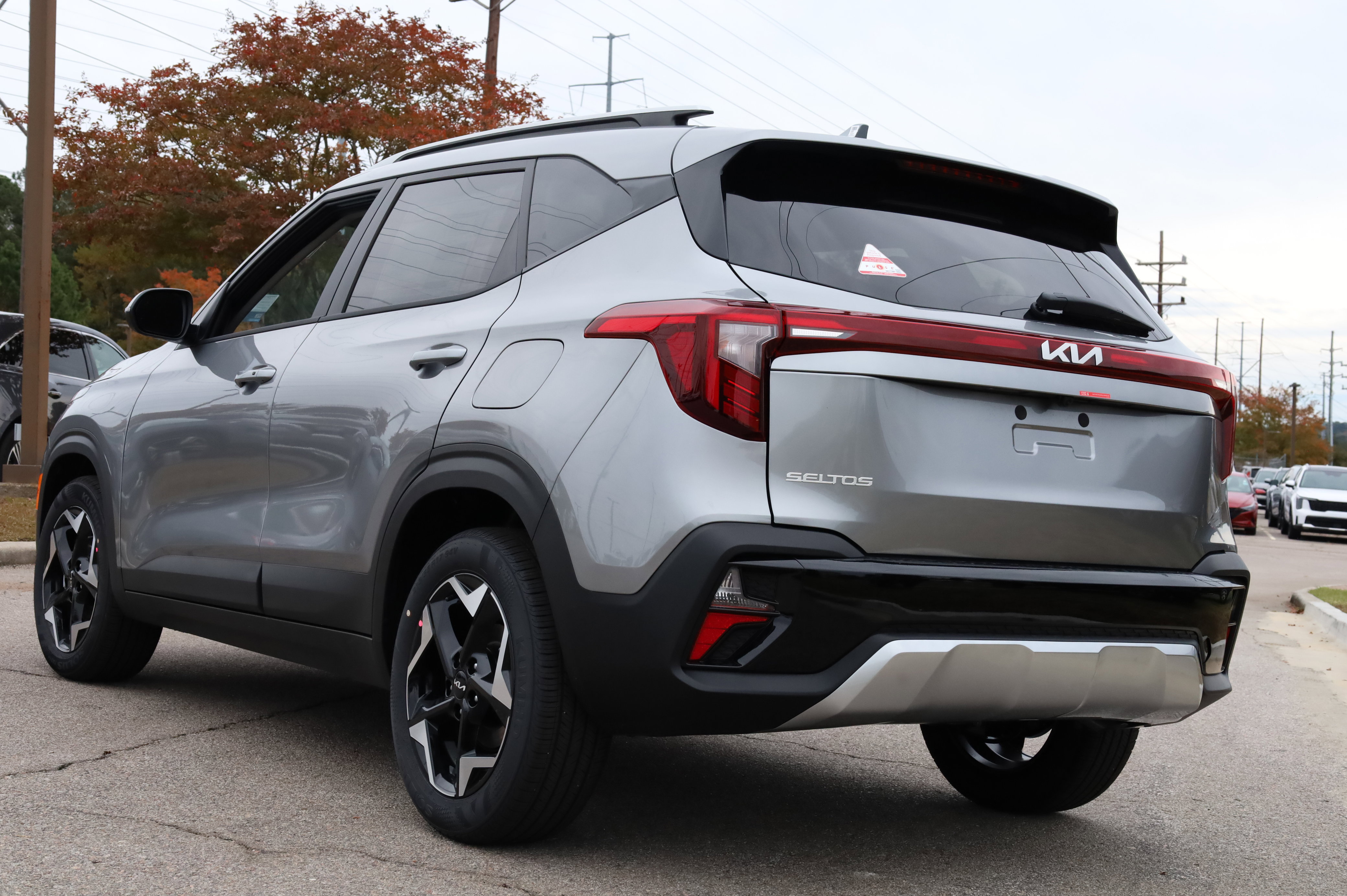 New 2026 Kia Seltos S image 3