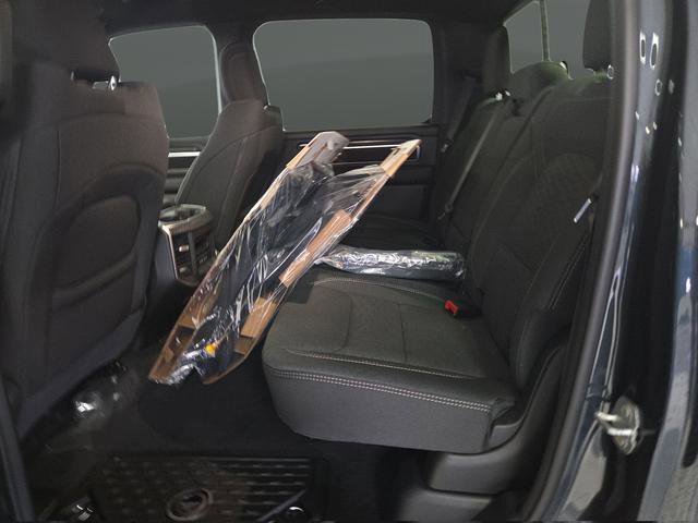 New 2026 RAM 1500 4x4 Crew Cab image 31