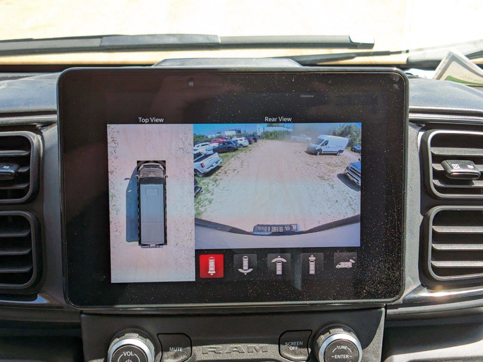 New 2024 RAM ProMaster 3500 w/ Delivery Van Package image 24