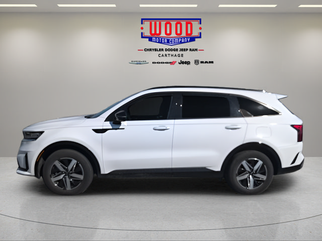 Used 2023 Kia Sorento S w/ Panoramic Sunroof Package FWD image 6