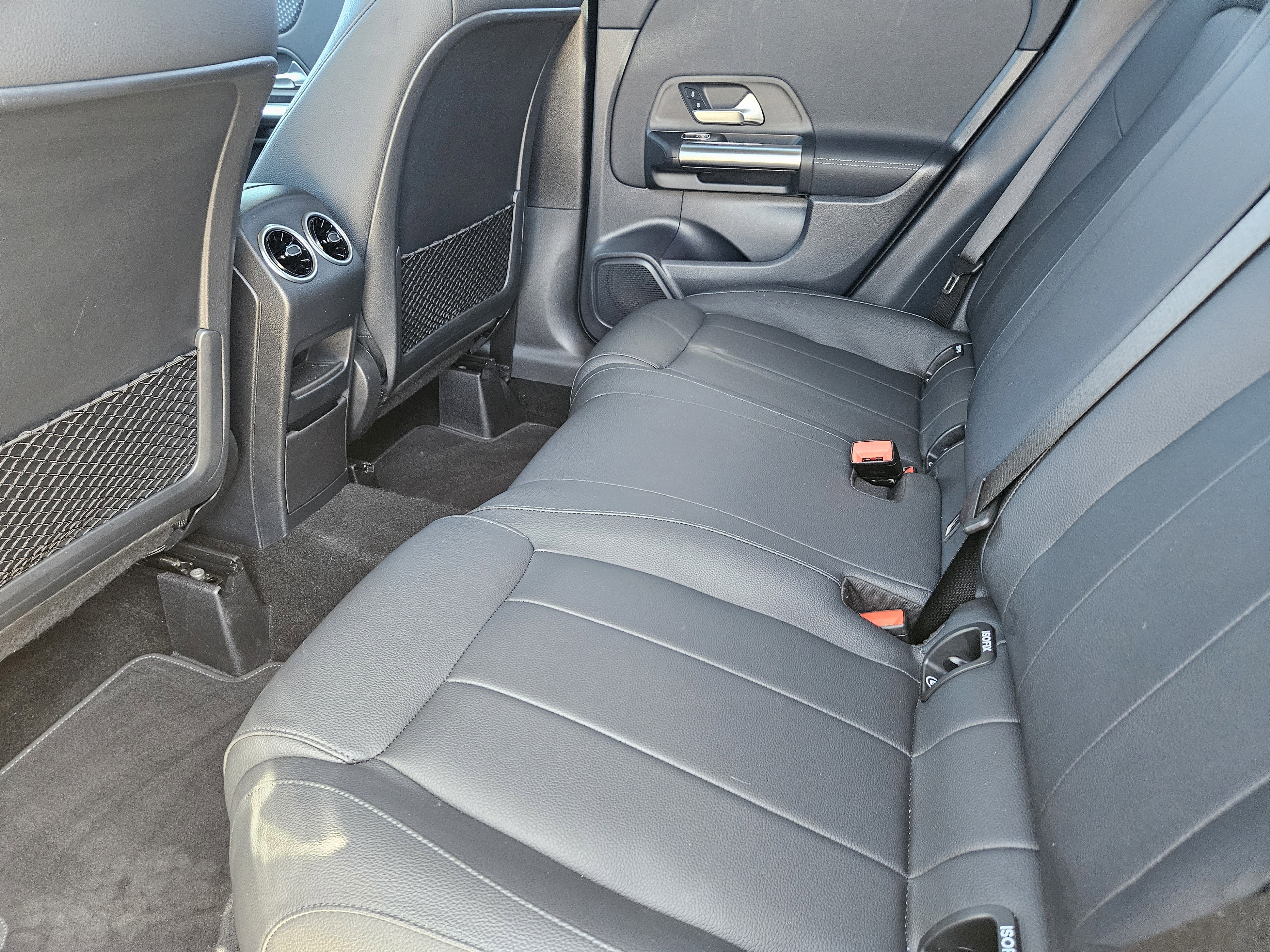 Certified 2024 Mercedes-Benz GLA 250 4MATIC image 30