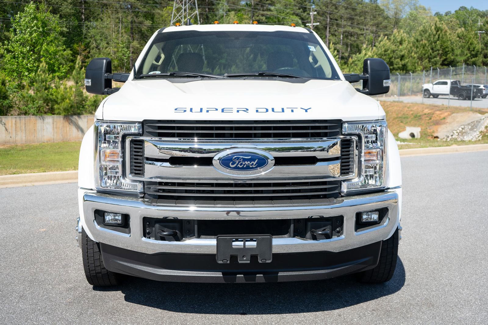 Used 2019 Ford F450 XLT w/ XLT Value Package AWD/4WD image 2