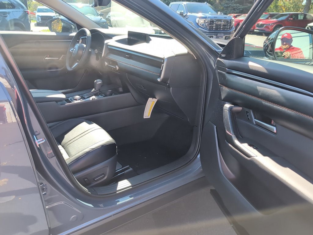 New 2026 MAZDA CX-50 AWD 2.5 Hybrid w/ Weather Package image 8