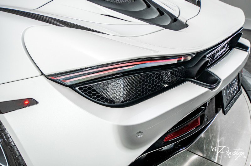 Used 2022 McLaren 720S Spider image 27