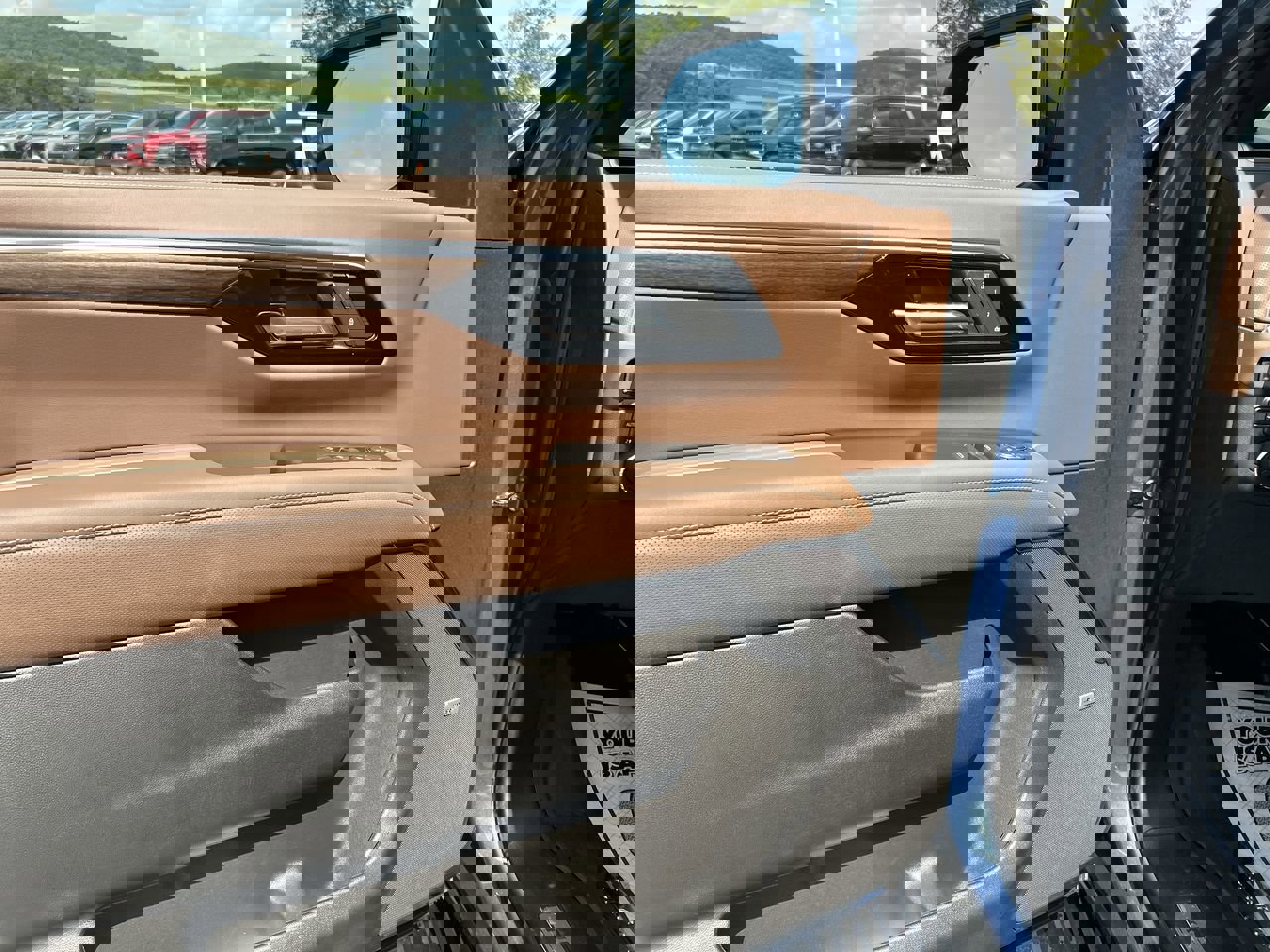 New 2025 Chevrolet Suburban High Country image 20