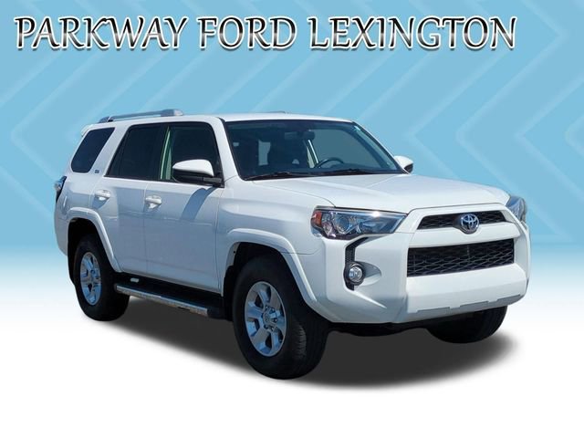 Used 2016 Toyota 4Runner SR5 image 3