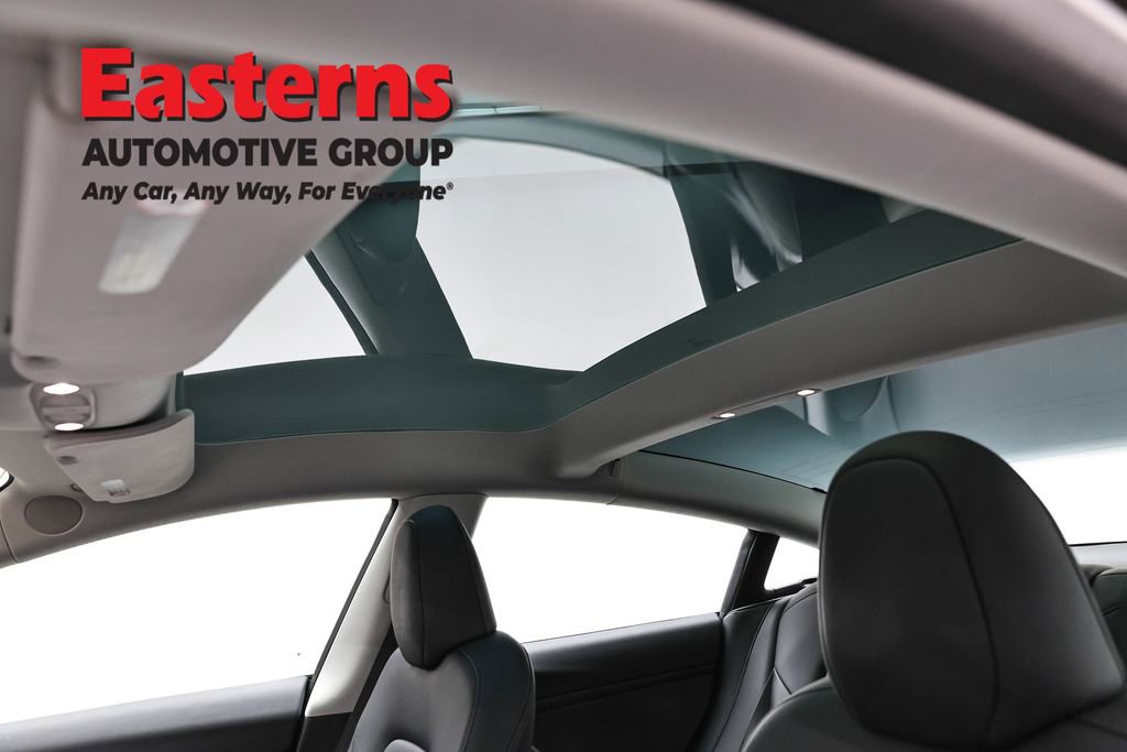 Used 2023 Tesla Model 3 Standard Range image 31