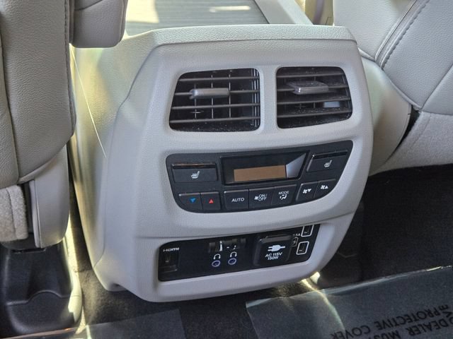 Certified 2022 Honda Pilot Touring image 19