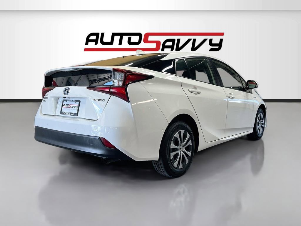Used 2020 Toyota Prius LE AWD/4WD image 7
