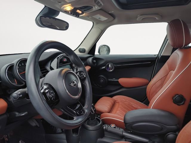 Used 2020 MINI Cooper 4-Door Hardtop FWD image 9
