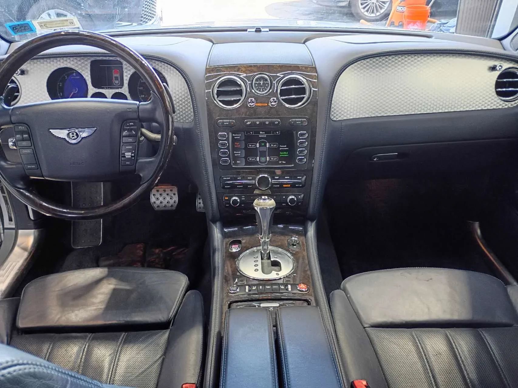 Used 2009 Bentley Flying Spur Flying Spur image 9