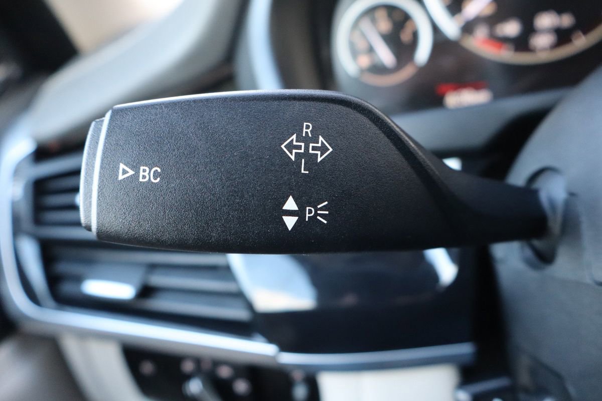 Used 2014 BMW X5 xDrive50i image 33
