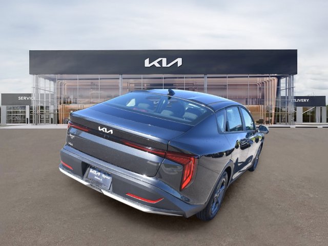 New 2026 Kia K4 FWD image 4