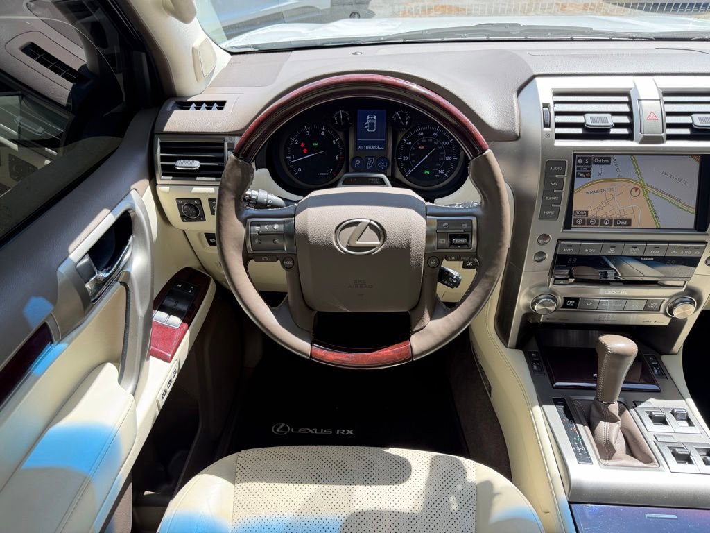 Used 2018 Lexus GX 460 Luxury AWD/4WD image 26