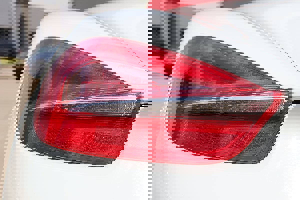 Used 2016 Porsche Boxster S image 12