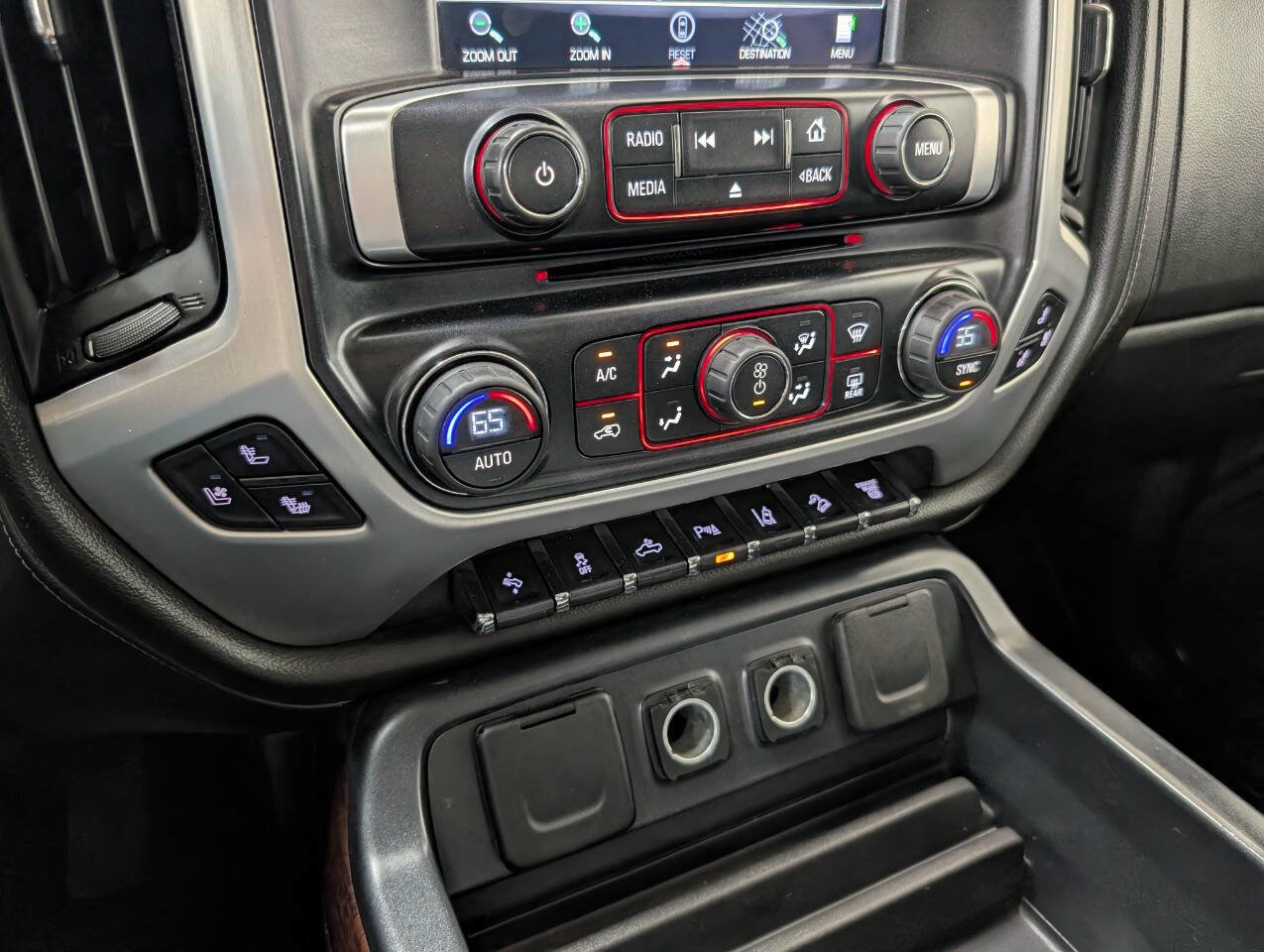 Used 2016 GMC Sierra 2500 SLT w/ Driver Alert Package AWD/4WD image 9