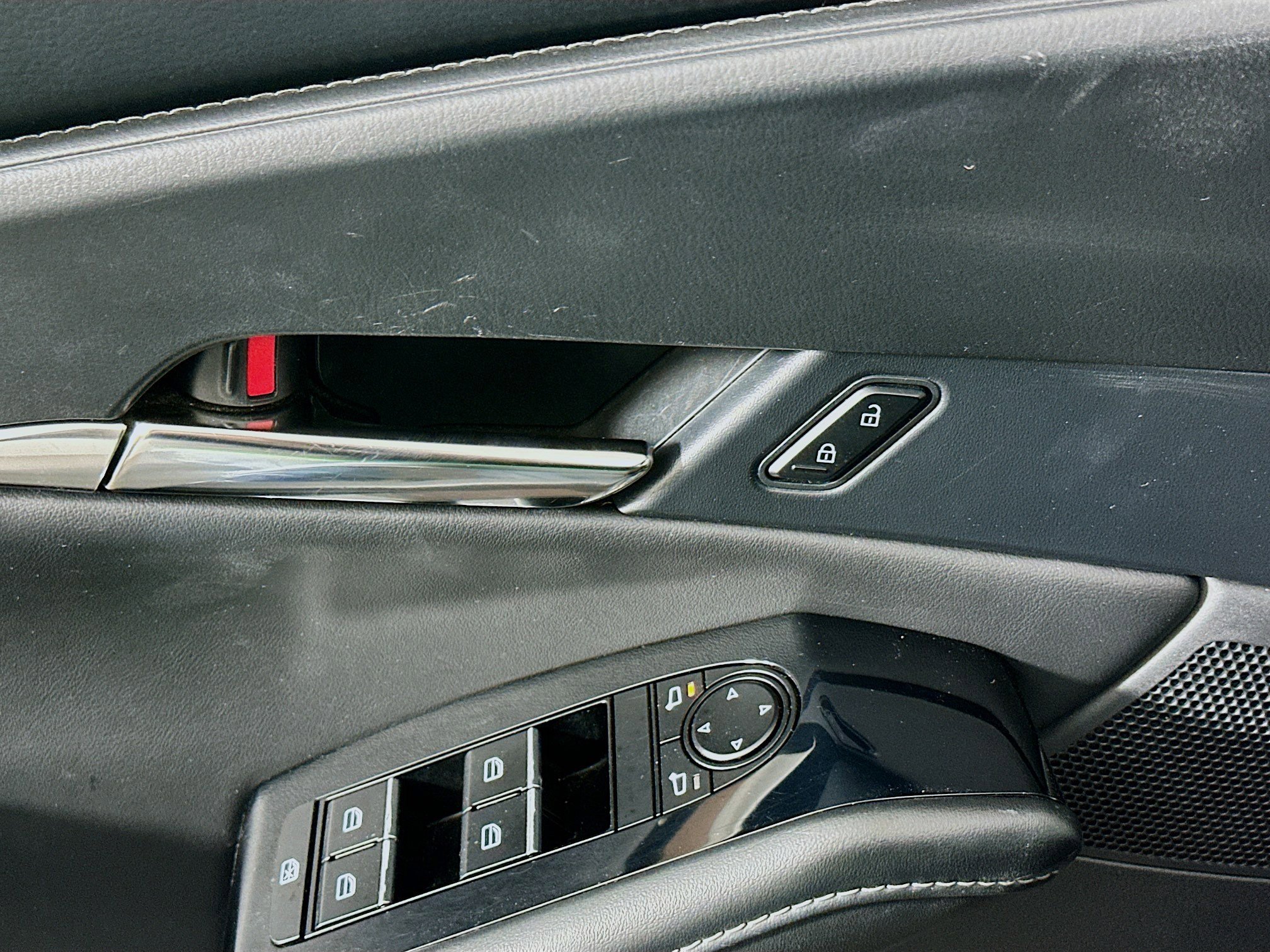 Used 2024 MAZDA CX-30 AWD 2.5 S w/ Preferred Package image 15