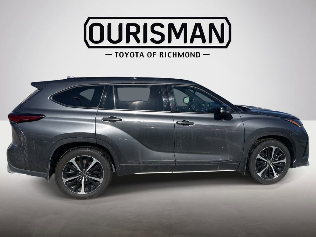 Certified 2021 Toyota Highlander XSE image 8