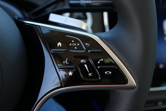 New 2026 Mercedes-Benz E 350 4MATIC Sedan image 19