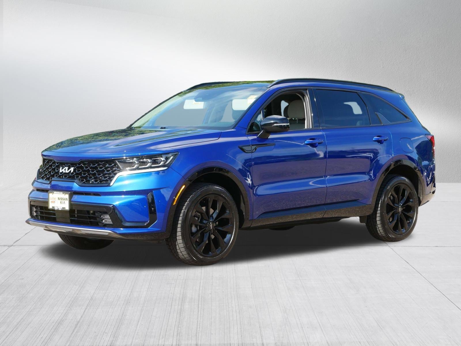 Certified 2023 Kia Sorento SX AWD/4WD image 3