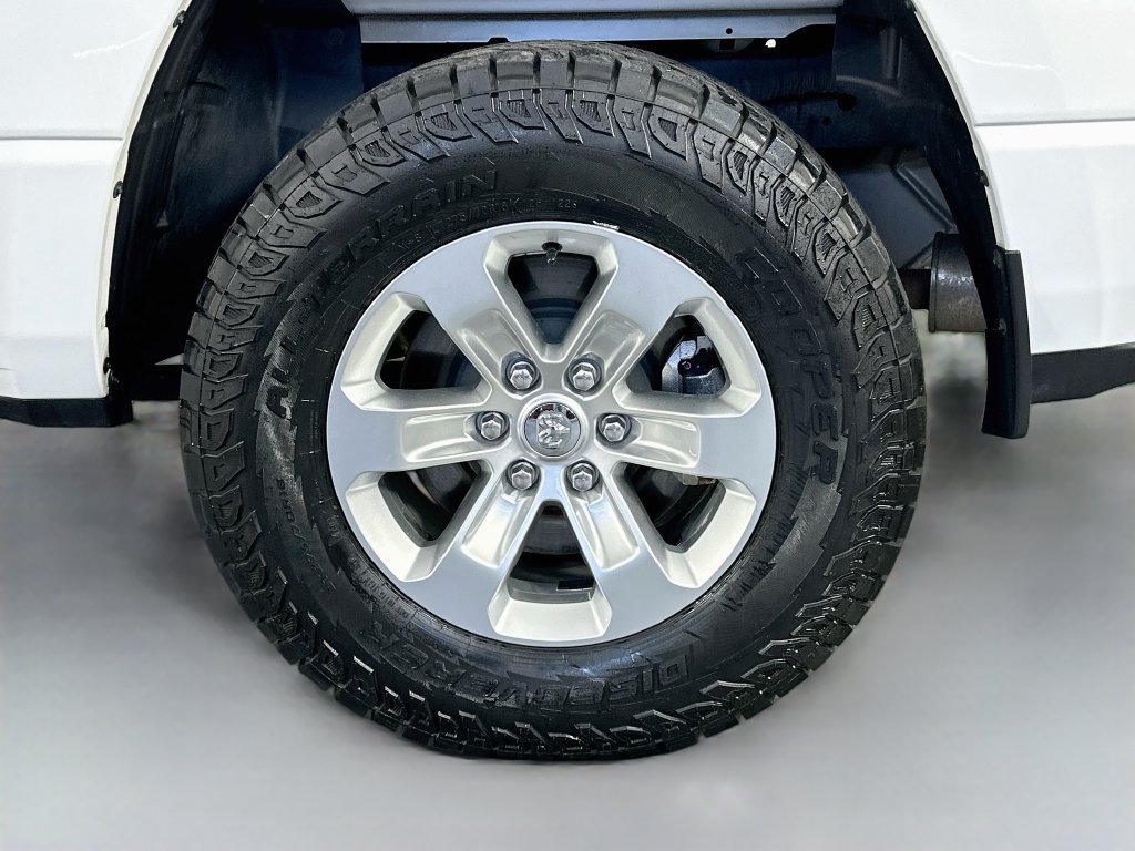 Used 2024 RAM 1500 Laramie RWD image 34